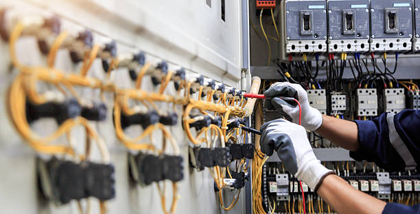 Professional Electrician technician working in North Royalton, OH